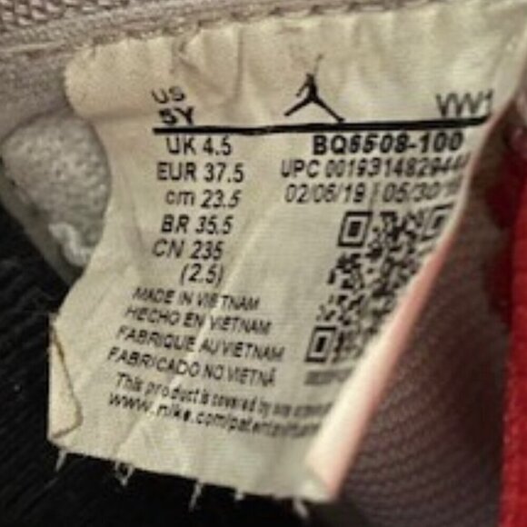 AIR JORDAN Mars 270 White Fire Red Basketball Shoes Sneakers Youth 5 - Picture 14 of 15